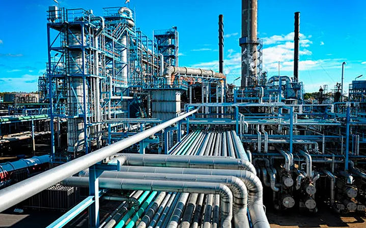 Refinery and petrochemical infrastructure — coating systems